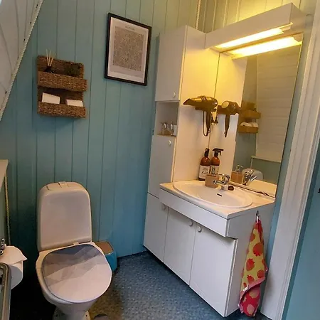 The Perfect Stop - 3rd Floor